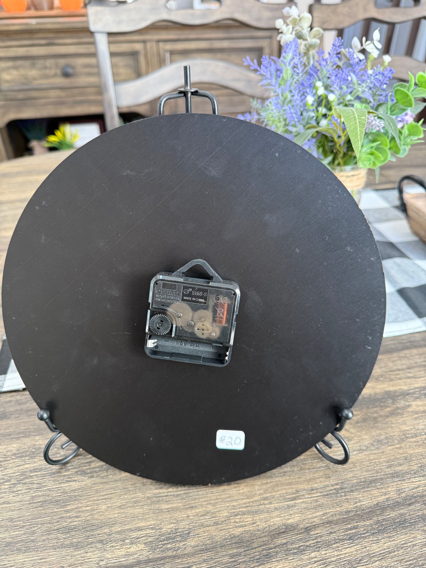 Elegant 10” Round Sunflower Clock - Battery Operated, Versatile Display Options