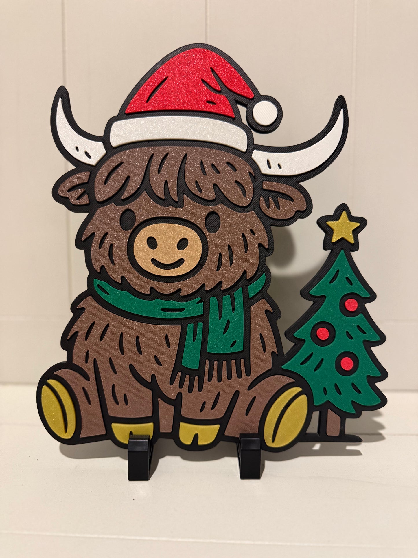Festive Highland Cow Christmas Decoration - 8" x 9.5" | Wall &amp; Stand Display